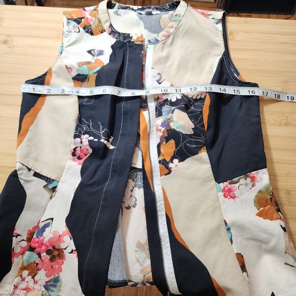 3.1 Phillip Lim Floral peplum, sleeveless, size s, zip front - Picture 16 of 16